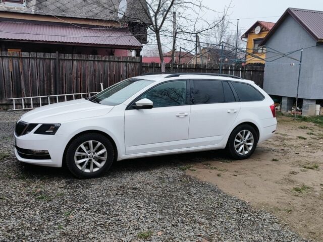 Белый Шкода Октавия, объемом двигателя 1.6 л и пробегом 340 тыс. км за 10800 $, фото 11 на Automoto.ua