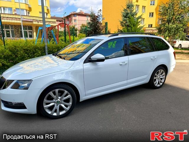 Білий Шкода Октавія, об'ємом двигуна 1.6 л та пробігом 222 тис. км за 12600 $, фото 2 на Automoto.ua