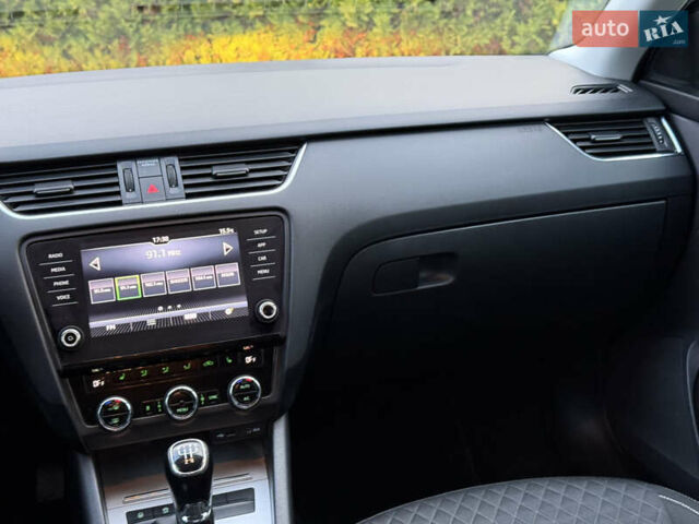 Шкода Октавія 2017 у Стрые на Automoto.ua Білий Шкода Октавія, об'ємом двигуна 1.6 л та пробігом 218 тис. км за 12700 $, фото 43 на Automoto.ua