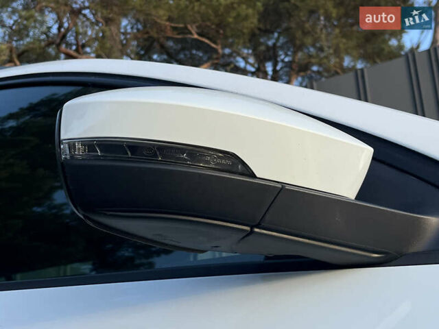 Белый Шкода Октавия, объемом двигателя 1.97 л и пробегом 250 тыс. км за 12500 $, фото 10 на Automoto.ua