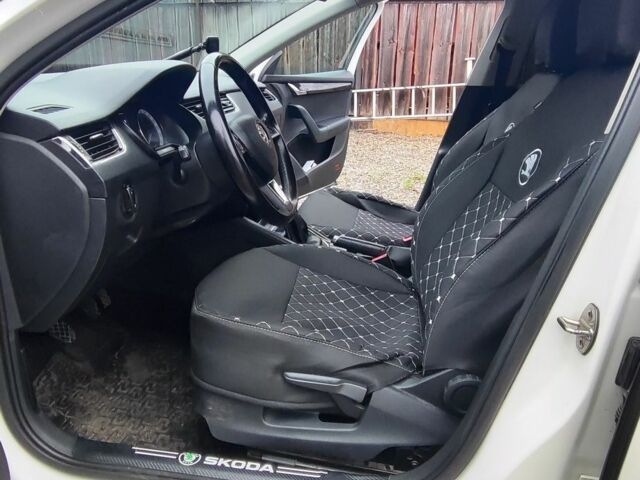 Белый Шкода Октавия, объемом двигателя 1.6 л и пробегом 340 тыс. км за 10800 $, фото 5 на Automoto.ua