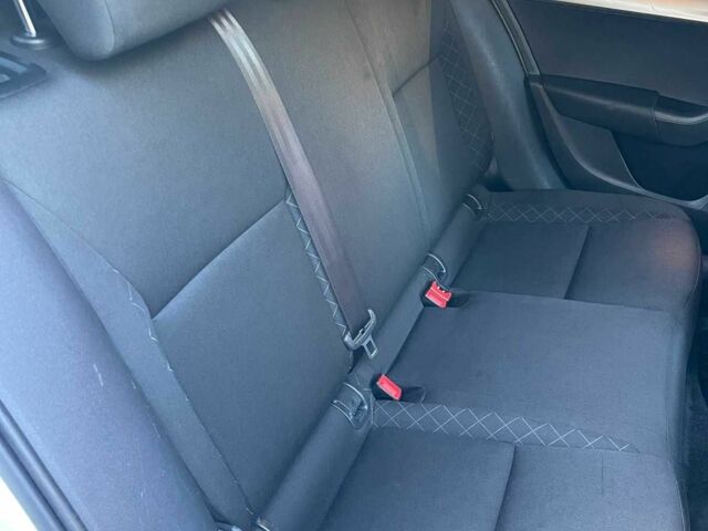 Белый Шкода Октавия, объемом двигателя 1.6 л и пробегом 208 тыс. км за 11699 $, фото 23 на Automoto.ua