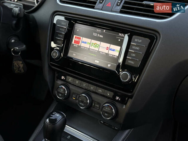 Белый Шкода Октавия, объемом двигателя 2 л и пробегом 183 тыс. км за 14300 $, фото 60 на Automoto.ua