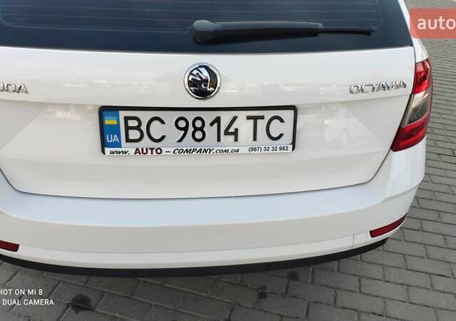 Белый Шкода Октавия, объемом двигателя 1.6 л и пробегом 219 тыс. км за 12800 $, фото 19 на Automoto.ua