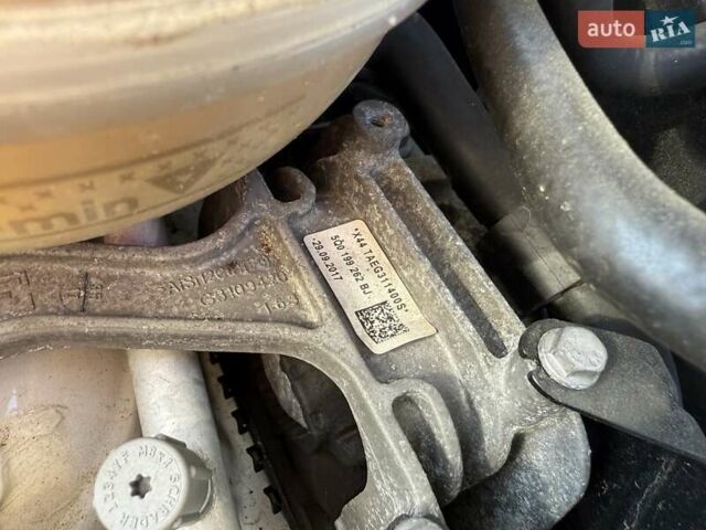 Белый Шкода Октавия, объемом двигателя 2 л и пробегом 220 тыс. км за 15999 $, фото 56 на Automoto.ua