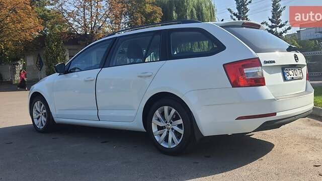 Білий Шкода Октавія, об'ємом двигуна 1.6 л та пробігом 197 тис. км за 14800 $, фото 22 на Automoto.ua