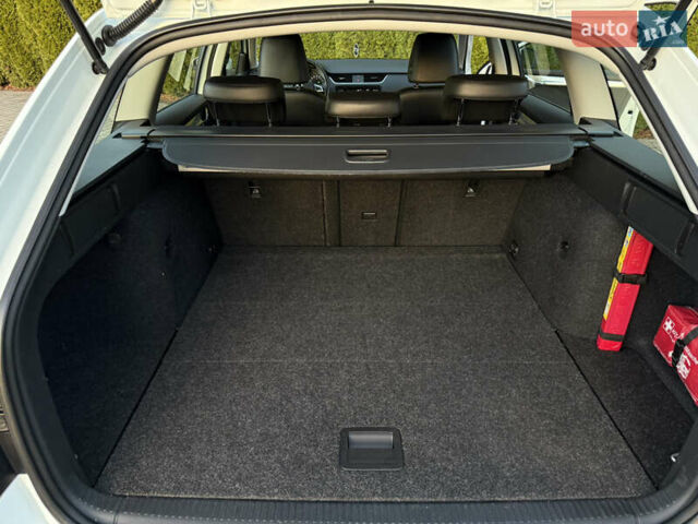 Белый Шкода Октавия, объемом двигателя 2 л и пробегом 183 тыс. км за 14300 $, фото 63 на Automoto.ua