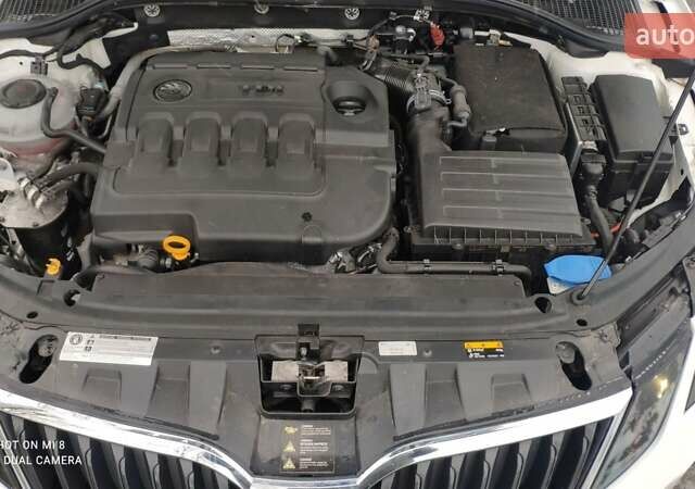 Белый Шкода Октавия, объемом двигателя 1.6 л и пробегом 219 тыс. км за 12800 $, фото 34 на Automoto.ua