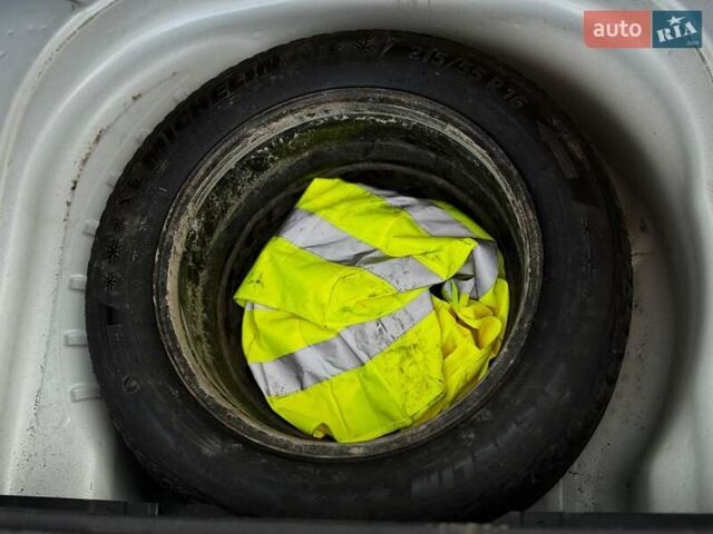 Білий Шкода Октавія, об'ємом двигуна 1.6 л та пробігом 236 тис. км за 12100 $, фото 22 на Automoto.ua