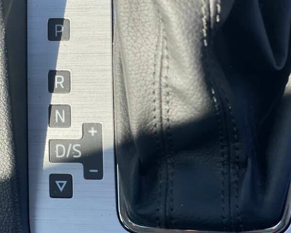 Белый Шкода Октавия, объемом двигателя 2 л и пробегом 220 тыс. км за 16200 $, фото 108 на Automoto.ua