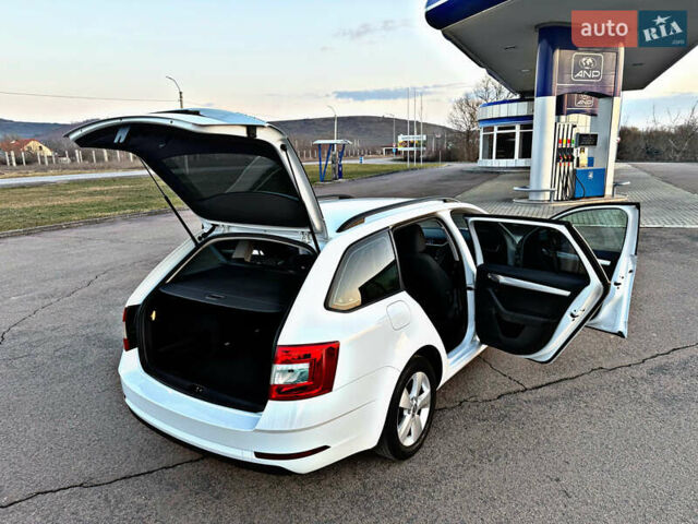 Белый Шкода Октавия, объемом двигателя 1.6 л и пробегом 173 тыс. км за 13600 $, фото 21 на Automoto.ua