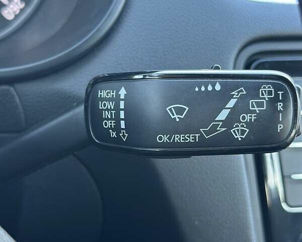 Білий Шкода Октавія, об'ємом двигуна 1.6 л та пробігом 155 тис. км за 12300 $, фото 10 на Automoto.ua