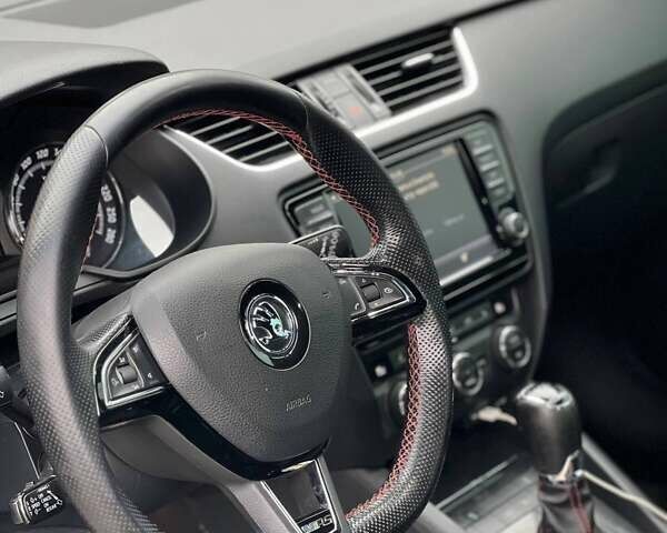 Белый Шкода Октавия, объемом двигателя 1.97 л и пробегом 193 тыс. км за 15999 $, фото 17 на Automoto.ua