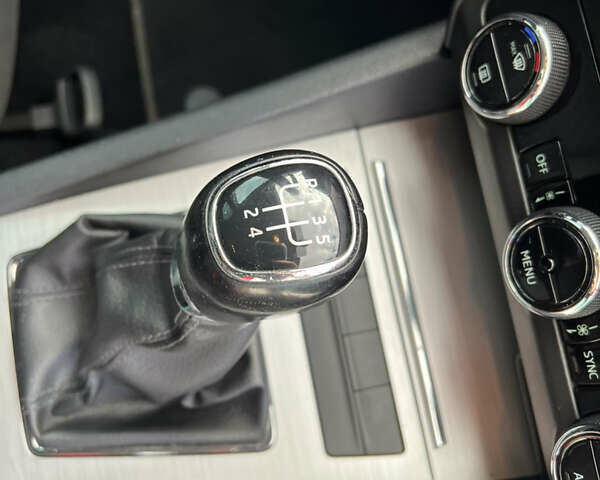 Білий Шкода Октавія, об'ємом двигуна 1.6 л та пробігом 195 тис. км за 14800 $, фото 21 на Automoto.ua