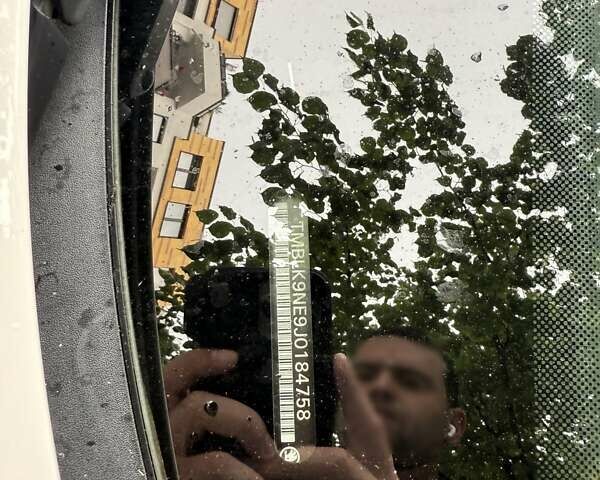 Белый Шкода Октавия, объемом двигателя 2 л и пробегом 226 тыс. км за 16950 $, фото 14 на Automoto.ua