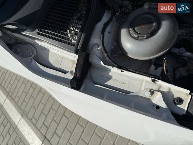 Белый Шкода Октавия, объемом двигателя 2 л и пробегом 220 тыс. км за 15999 $, фото 67 на Automoto.ua