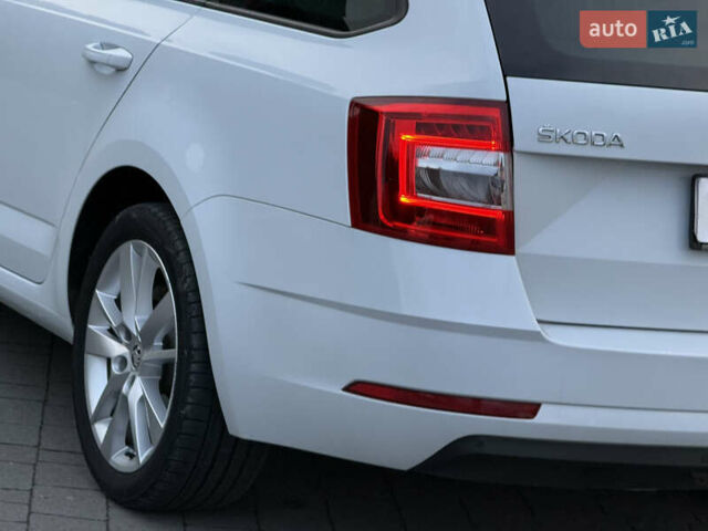 Шкода Октавія 2017 у Стрые на Automoto.ua Білий Шкода Октавія, об'ємом двигуна 1.6 л та пробігом 218 тис. км за 12700 $, фото 25 на Automoto.ua