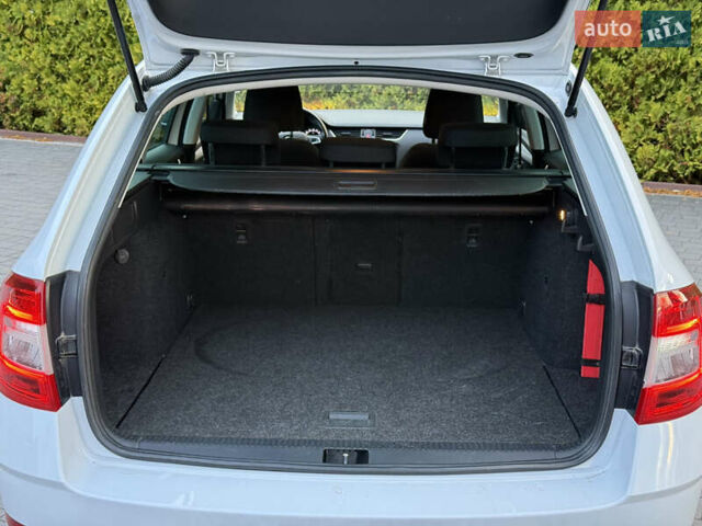 Шкода Октавія 2017 у Стрые на Automoto.ua Білий Шкода Октавія, об'ємом двигуна 1.6 л та пробігом 218 тис. км за 12700 $, фото 45 на Automoto.ua