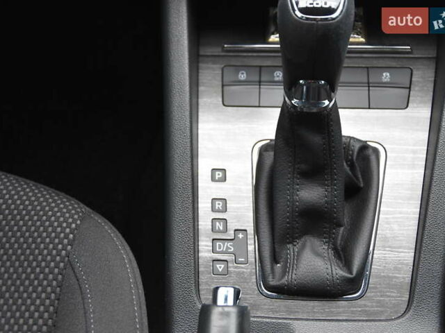 Белый Шкода Октавия, объемом двигателя 1.97 л и пробегом 246 тыс. км за 18300 $, фото 31 на Automoto.ua