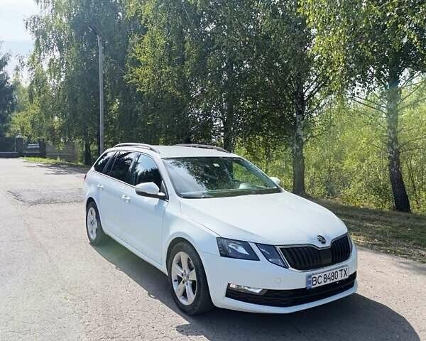Білий Шкода Октавія, об'ємом двигуна 2 л та пробігом 258 тис. км за 13200 $, фото 17 на Automoto.ua