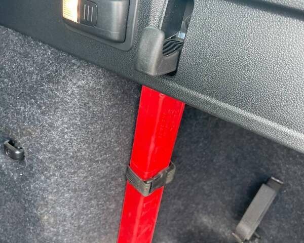 Белый Шкода Октавия, объемом двигателя 2 л и пробегом 220 тыс. км за 16200 $, фото 38 на Automoto.ua