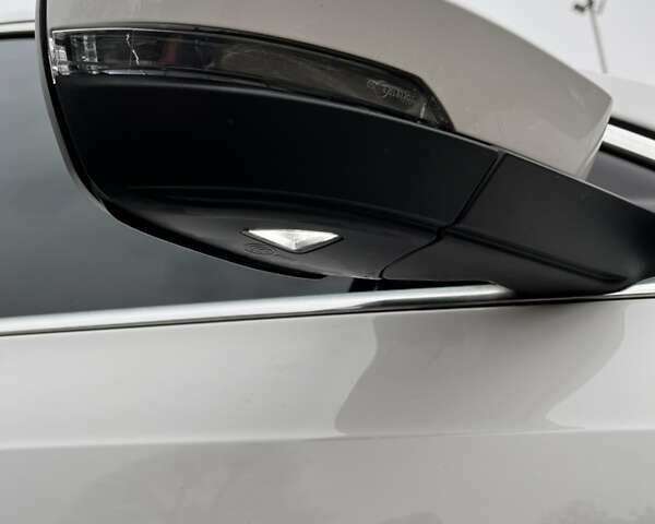 Білий Шкода Октавія, об'ємом двигуна 1.97 л та пробігом 241 тис. км за 15950 $, фото 15 на Automoto.ua