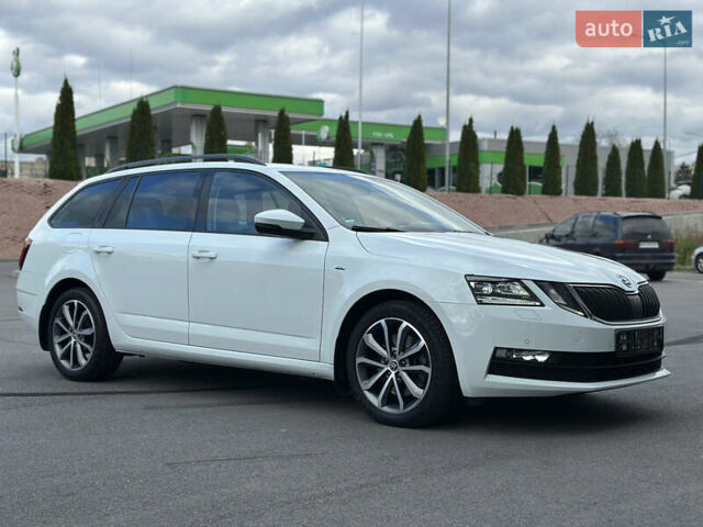 Шкода Октавия 2017 в Виннице на Automoto.ua Белый Шкода Октавия, объемом двигателя 2 л и пробегом 123 тыс. км за 18999 $, фото 2 на Automoto.ua