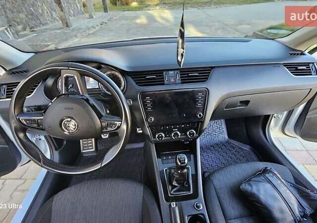 Белый Шкода Октавия, объемом двигателя 1.6 л и пробегом 245 тыс. км за 12499 $, фото 36 на Automoto.ua