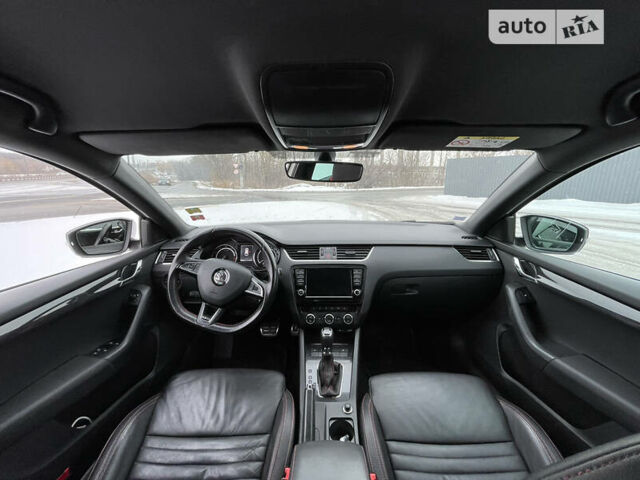 Белый Шкода Октавия, объемом двигателя 2 л и пробегом 260 тыс. км за 13000 $, фото 39 на Automoto.ua