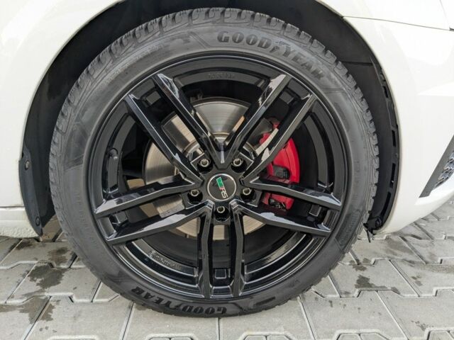 Белый Шкода Октавия, объемом двигателя 2 л и пробегом 182 тыс. км за 17800 $, фото 6 на Automoto.ua