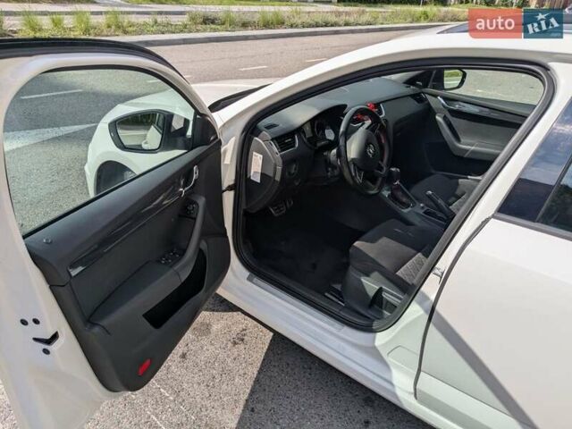 Белый Шкода Октавия, объемом двигателя 1.97 л и пробегом 182 тыс. км за 19500 $, фото 20 на Automoto.ua