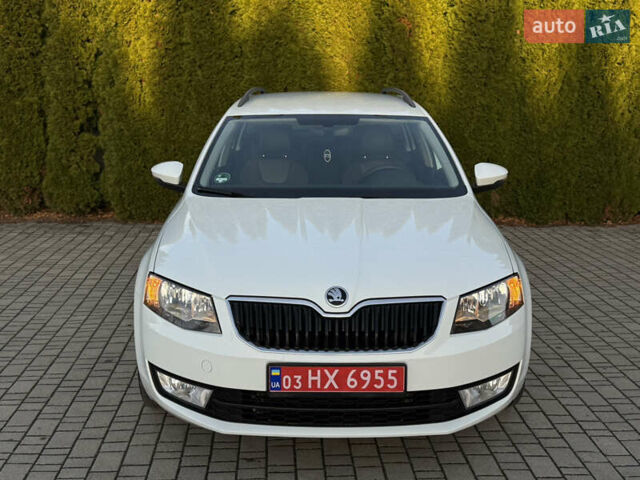 Белый Шкода Октавия, объемом двигателя 2 л и пробегом 183 тыс. км за 14300 $, фото 20 на Automoto.ua