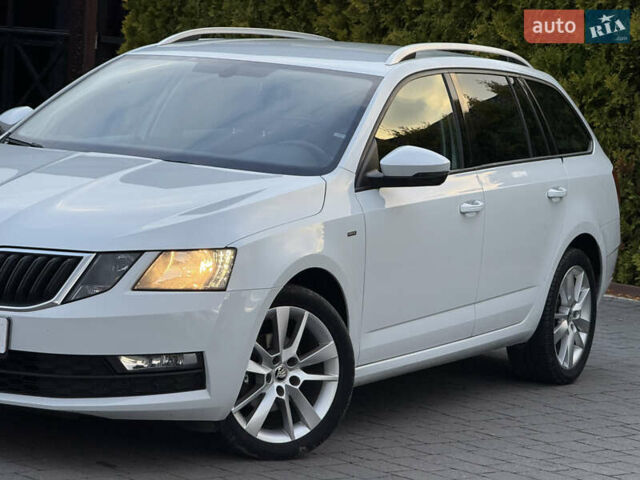 Шкода Октавія 2017 у Стрые на Automoto.ua Білий Шкода Октавія, об'ємом двигуна 1.6 л та пробігом 218 тис. км за 12700 $, фото 8 на Automoto.ua