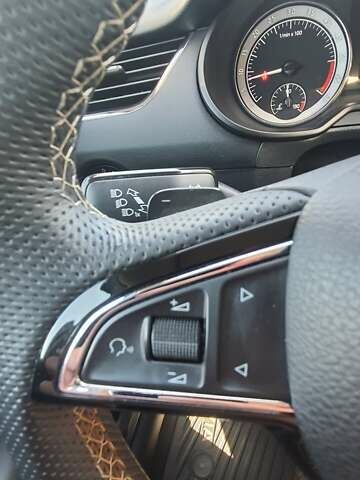 Білий Шкода Октавія, об'ємом двигуна 1.6 л та пробігом 197 тис. км за 14800 $, фото 32 на Automoto.ua