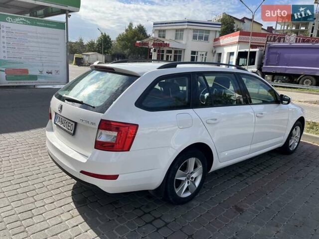 Белый Шкода Октавия, объемом двигателя 1.4 л и пробегом 188 тыс. км за 12500 $, фото 4 на Automoto.ua