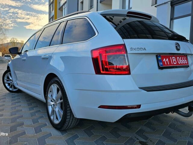 Белый Шкода Октавия, объемом двигателя 1.6 л и пробегом 245 тыс. км за 12500 $, фото 18 на Automoto.ua