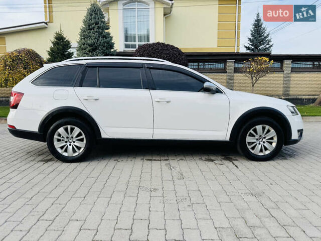 Белый Шкода Октавия, объемом двигателя 1.97 л и пробегом 245 тыс. км за 17500 $, фото 4 на Automoto.ua