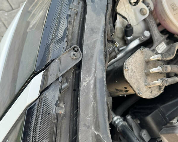 Белый Шкода Октавия, объемом двигателя 1.6 л и пробегом 221 тыс. км за 11500 $, фото 34 на Automoto.ua