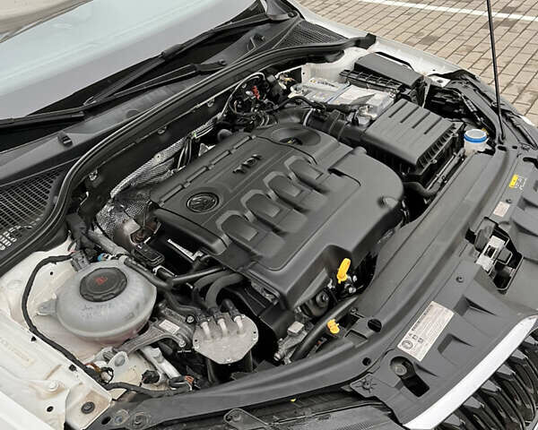 Білий Шкода Октавія, об'ємом двигуна 1.97 л та пробігом 241 тис. км за 15950 $, фото 37 на Automoto.ua