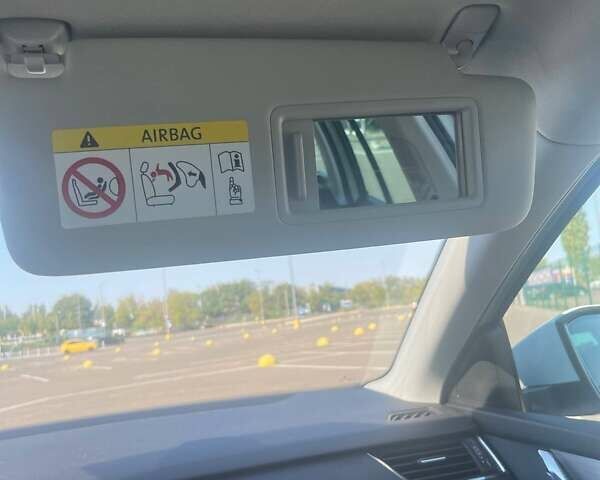 Белый Шкода Октавия, объемом двигателя 2 л и пробегом 220 тыс. км за 16200 $, фото 80 на Automoto.ua