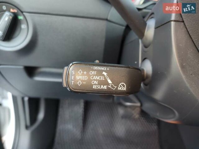 Білий Шкода Октавія, об'ємом двигуна 1.6 л та пробігом 178 тис. км за 16500 $, фото 31 на Automoto.ua