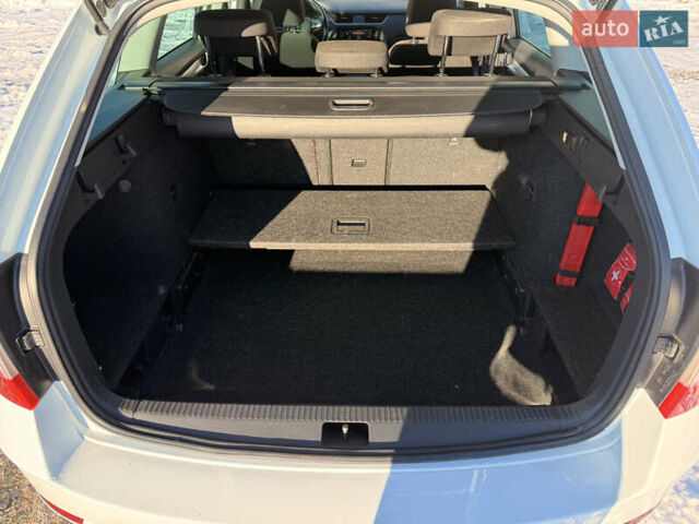 Белый Шкода Октавия, объемом двигателя 1.97 л и пробегом 205 тыс. км за 15500 $, фото 24 на Automoto.ua