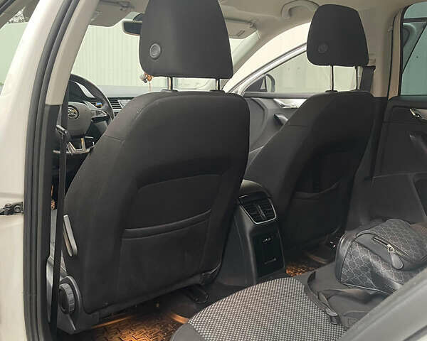 Белый Шкода Октавия, объемом двигателя 1.6 л и пробегом 200 тыс. км за 13700 $, фото 15 на Automoto.ua