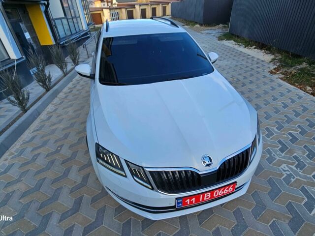 Белый Шкода Октавия, объемом двигателя 1.6 л и пробегом 245 тыс. км за 12500 $, фото 19 на Automoto.ua