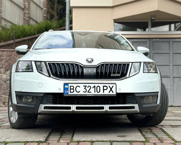 Белый Шкода Октавия, объемом двигателя 1.97 л и пробегом 162 тыс. км за 22500 $, фото 21 на Automoto.ua