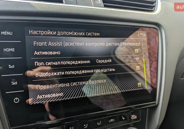 Білий Шкода Октавія, об'ємом двигуна 1.97 л та пробігом 185 тис. км за 19900 $, фото 67 на Automoto.ua