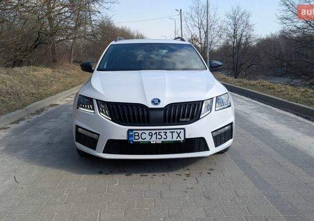 Белый Шкода Октавия, объемом двигателя 1.97 л и пробегом 186 тыс. км за 17500 $, фото 3 на Automoto.ua