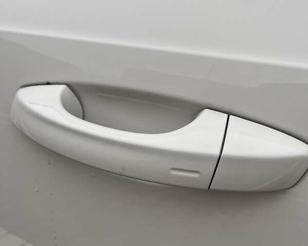 Білий Шкода Октавія, об'ємом двигуна 1.97 л та пробігом 241 тис. км за 15950 $, фото 16 на Automoto.ua