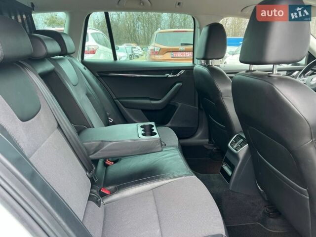 Белый Шкода Октавия, объемом двигателя 1.6 л и пробегом 181 тыс. км за 13900 $, фото 27 на Automoto.ua