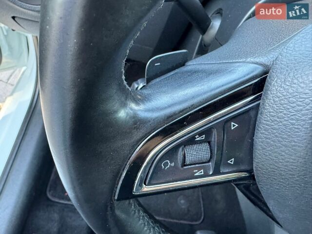 Белый Шкода Октавия, объемом двигателя 2 л и пробегом 245 тыс. км за 13500 $, фото 28 на Automoto.ua